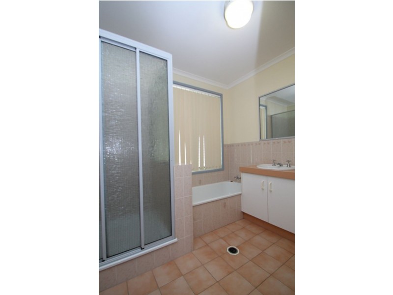 84 J Hickey Avenue, Clinton QLD 4680