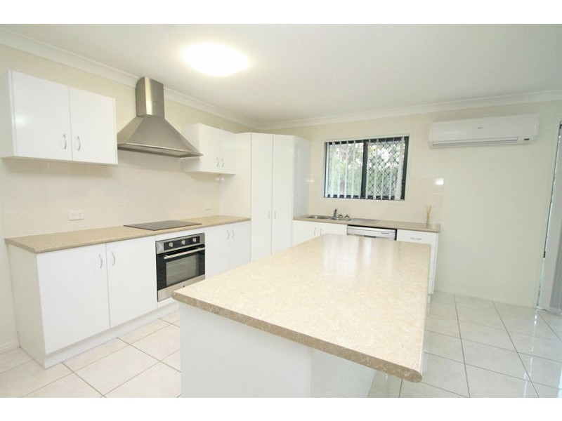 15 Ingra Close, Glen Eden QLD 4680