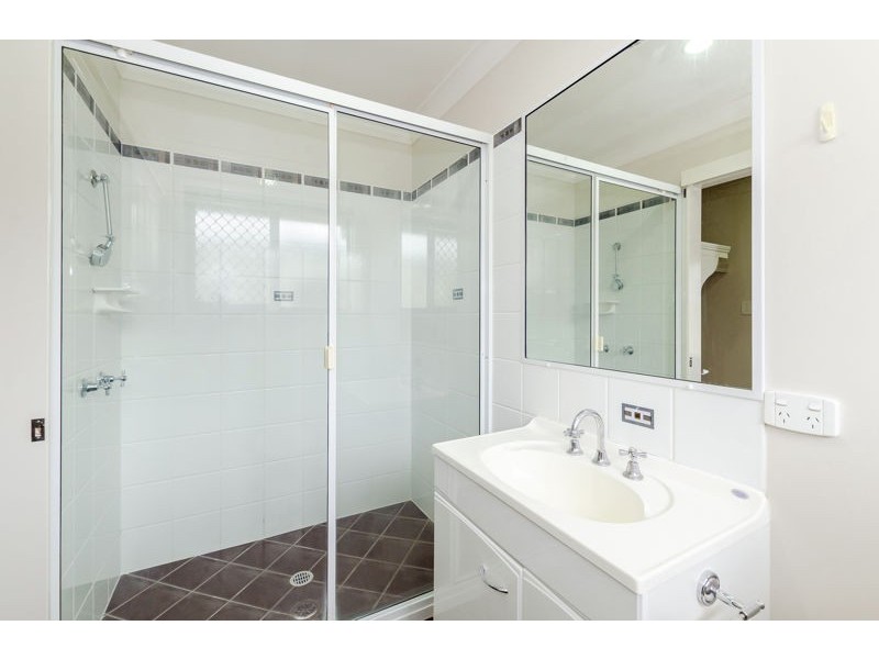 12 Dorinda Close, Clinton QLD 4680