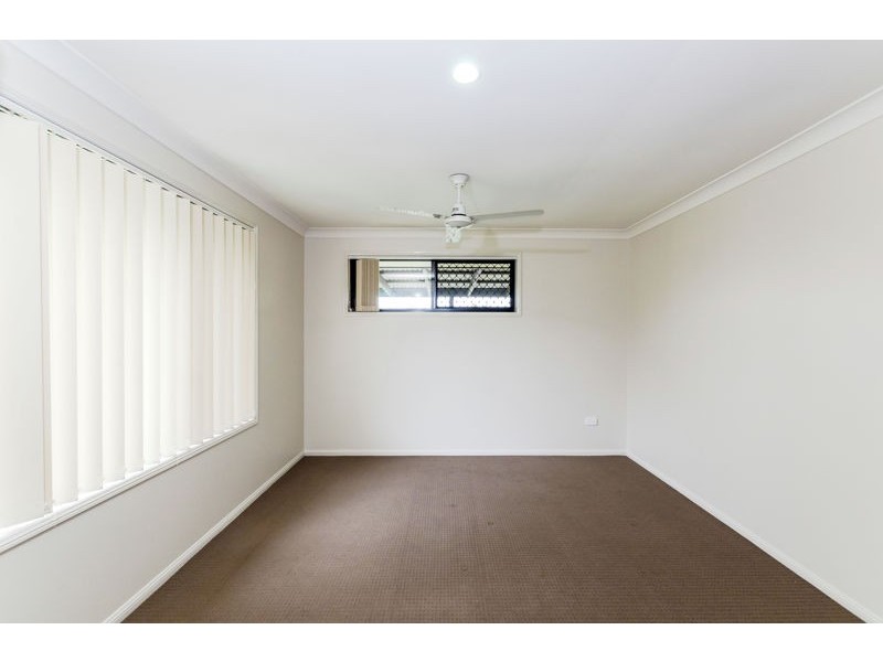 12 Dorinda Close, Clinton QLD 4680