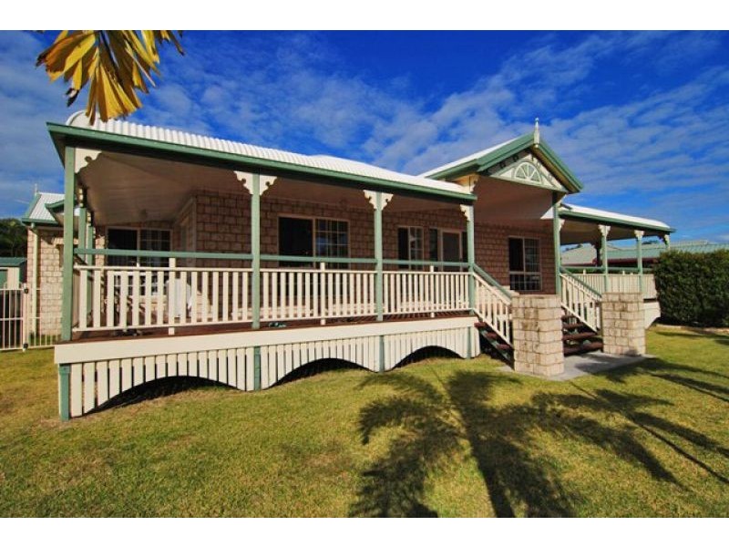 60 Witney Street, Telina QLD 4680