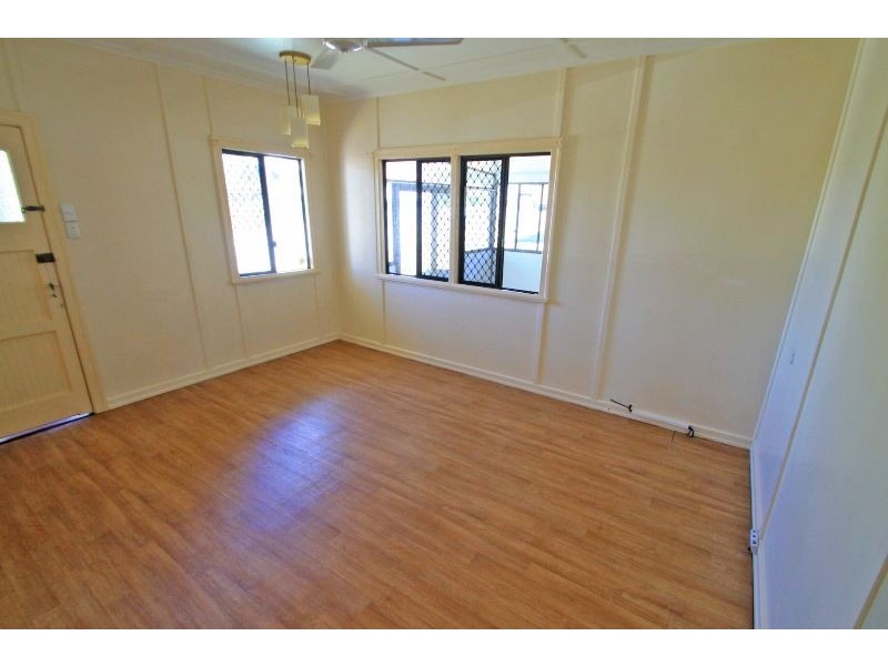 1 Gray Street, Gladstone QLD 4680