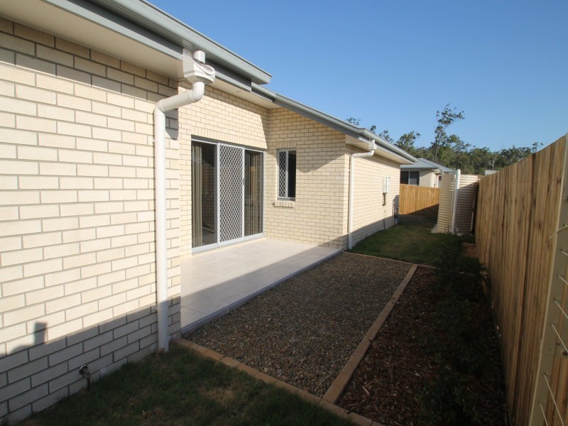 6 Namadgi Terrace, New Auckland QLD 4680