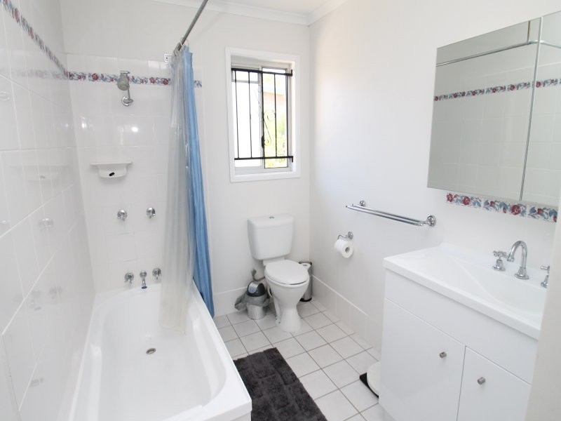 1/76 Ann Street, South Gladstone QLD 4680