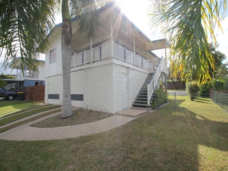 37 Aramac Drive, Clinton QLD 4680