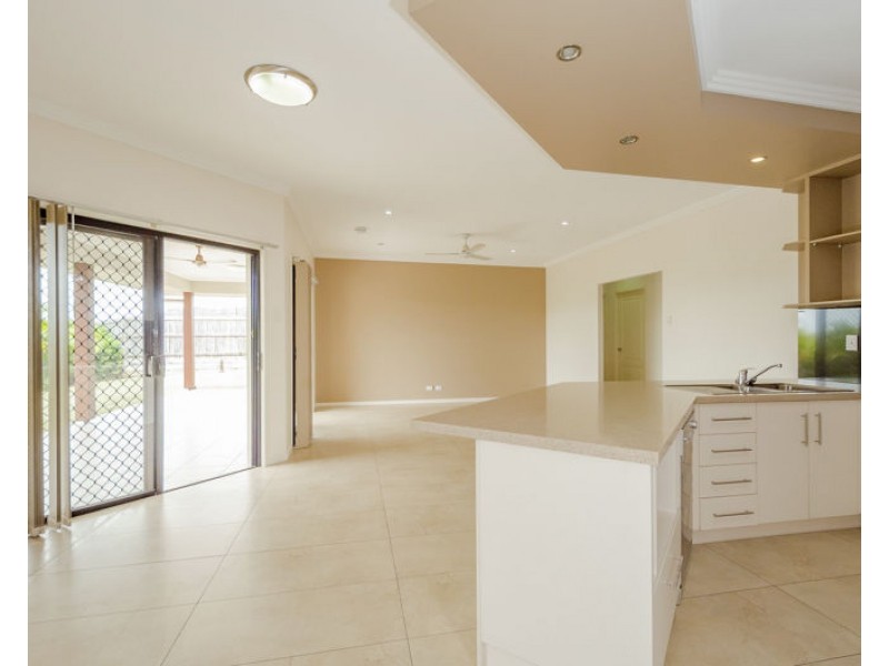 53 Koowin Drive, Kirkwood QLD 4680