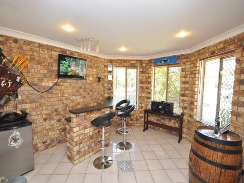 3 Dorset Close, New Auckland QLD 4680