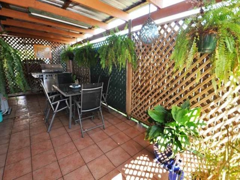 3 Dorset Close, New Auckland QLD 4680