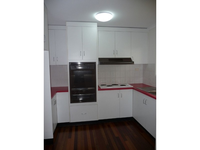 18 Pashley Street, Clinton QLD 4680