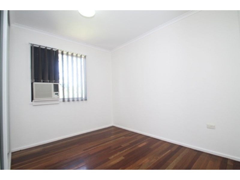 18 Pashley Street, Clinton QLD 4680