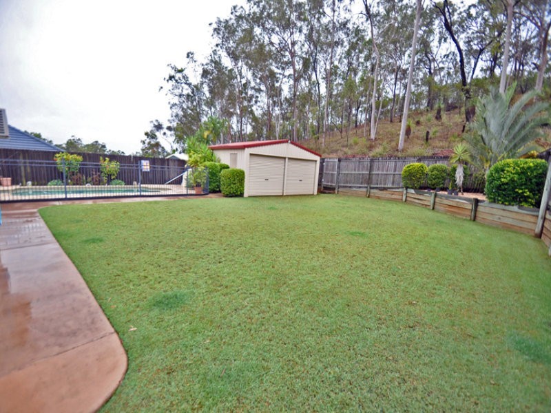 15 Leonie Court, New Auckland QLD 4680