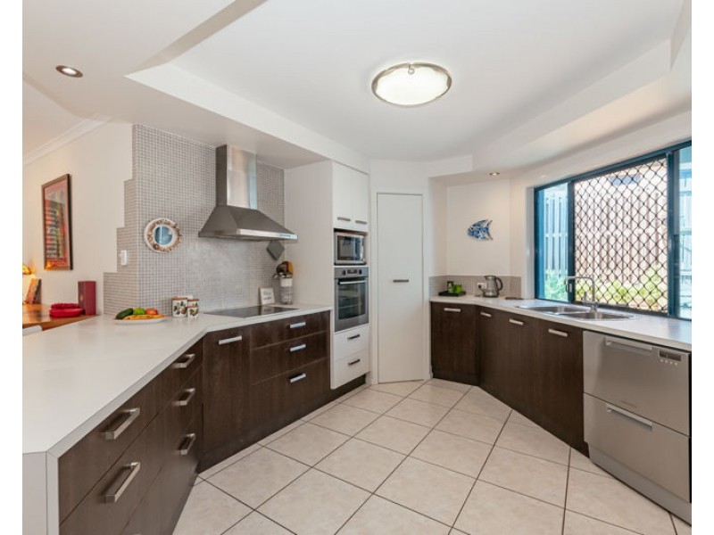 13 Leonie Court, New Auckland QLD 4680