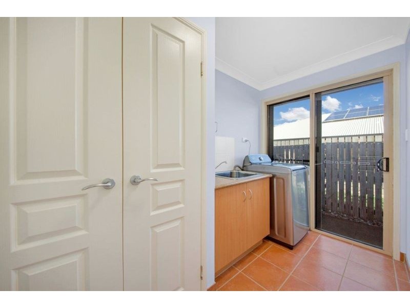 81 Penda Avenue, New Auckland QLD 4680