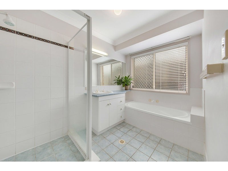 37 Ellington Street, New Auckland QLD 4680