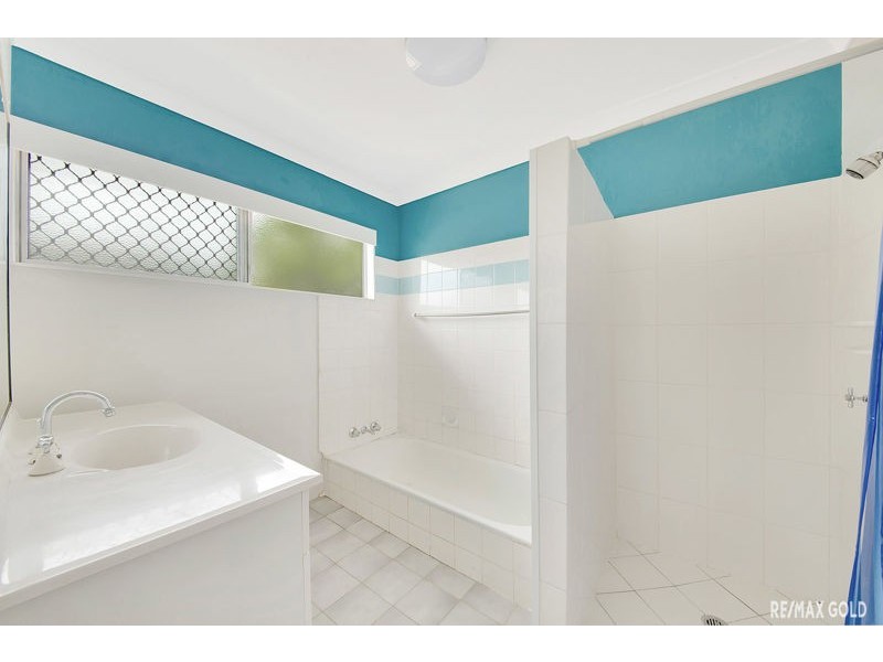 33 Philip Street, South Gladstone QLD 4680