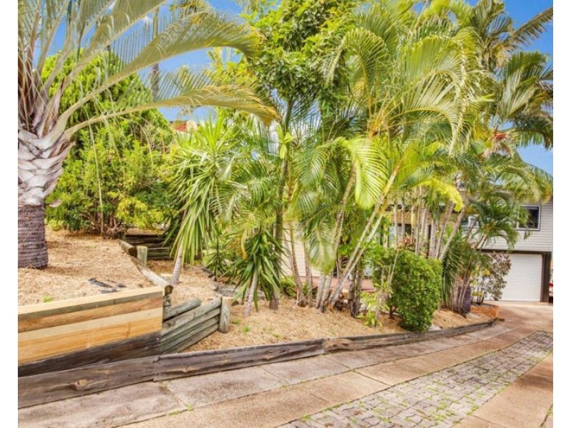 227 Oaka Street, South Gladstone QLD 4680