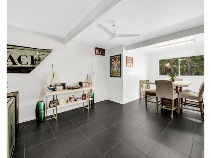 227 Oaka Street, South Gladstone QLD 4680