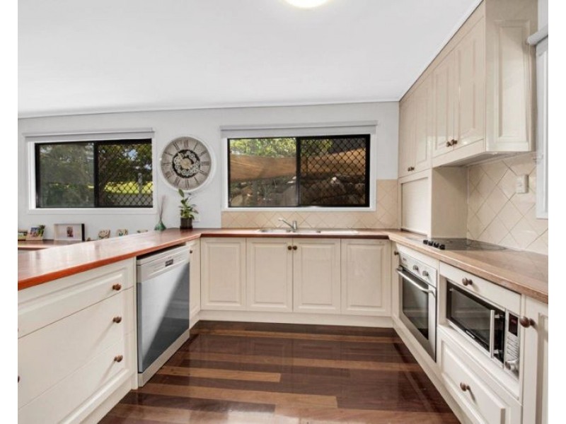 227 Oaka Street, South Gladstone QLD 4680