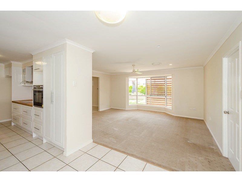 8 Dunstall Street, Clinton QLD 4680
