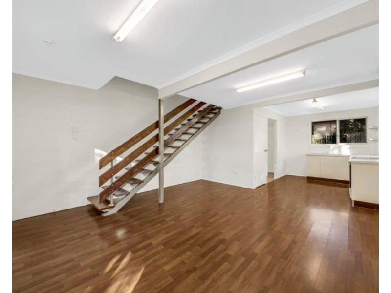 1/38 Marten Street, South Gladstone QLD 4680