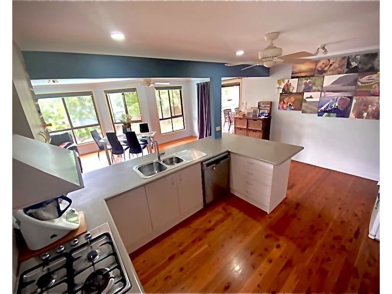 26 Gretel Drive, Clinton QLD 4680