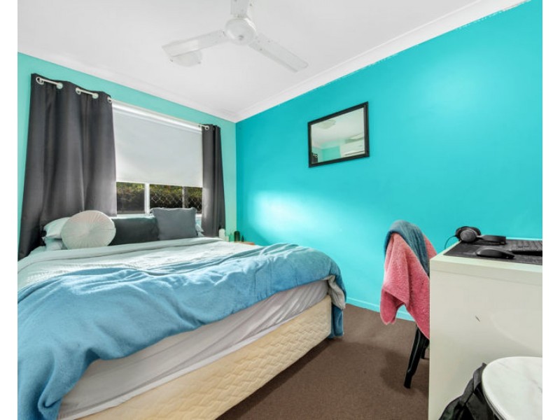 23 Herbertson Street, West Gladstone QLD 4680