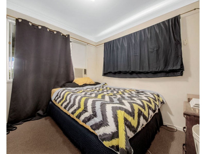 23 Herbertson Street, West Gladstone QLD 4680