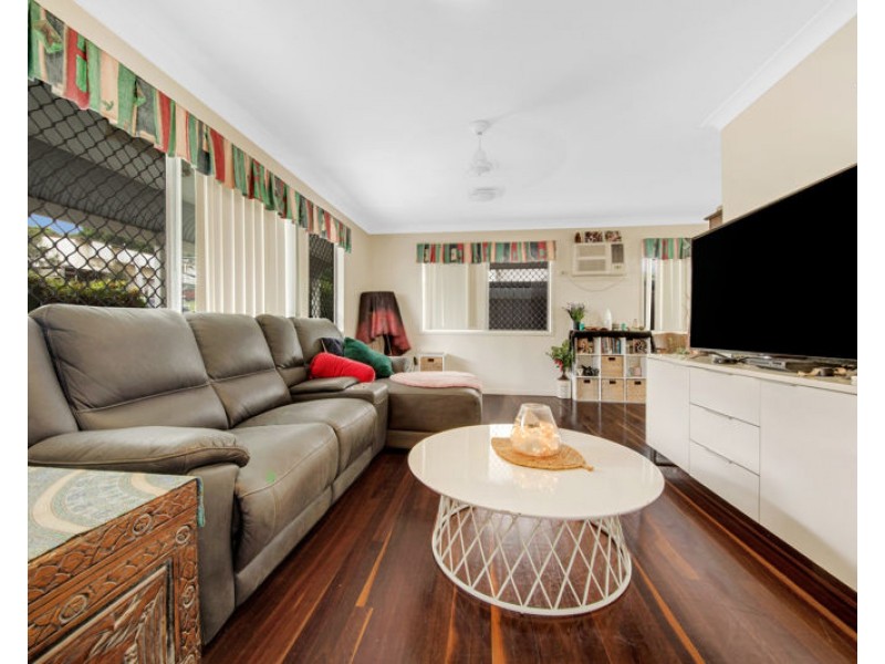 23 Herbertson Street, West Gladstone QLD 4680