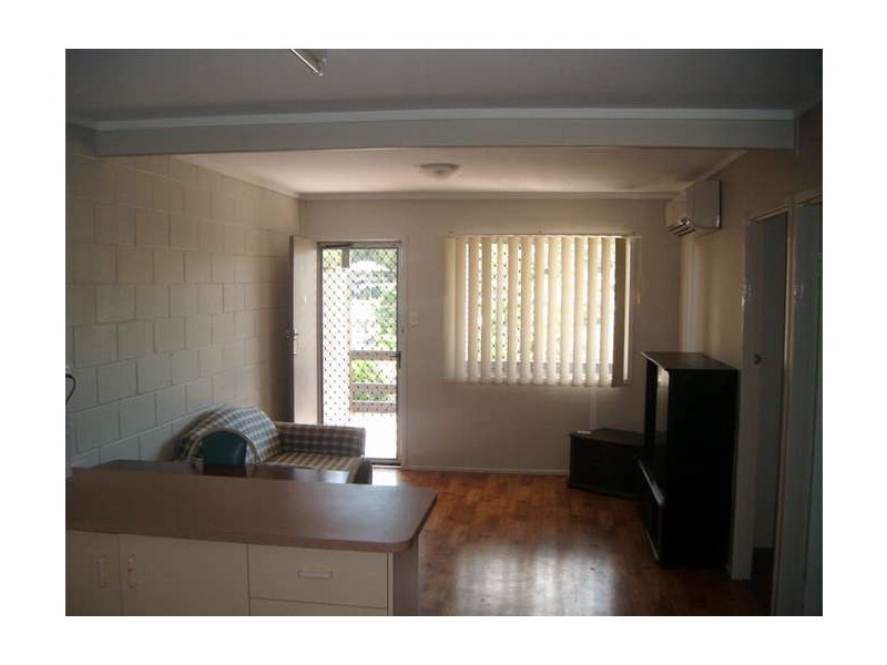 1 & 2/ 41 Busteed Street, West Gladstone QLD 4680