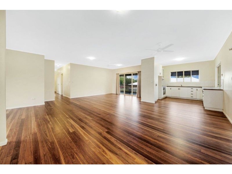 64 Penda Avenue, New Auckland QLD 4680