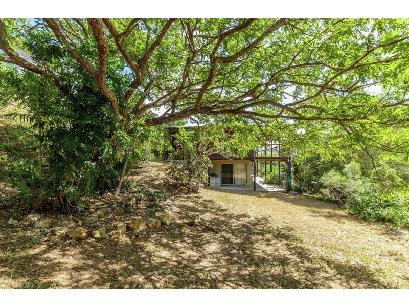 8 McCrudden Street, West Gladstone QLD 4680