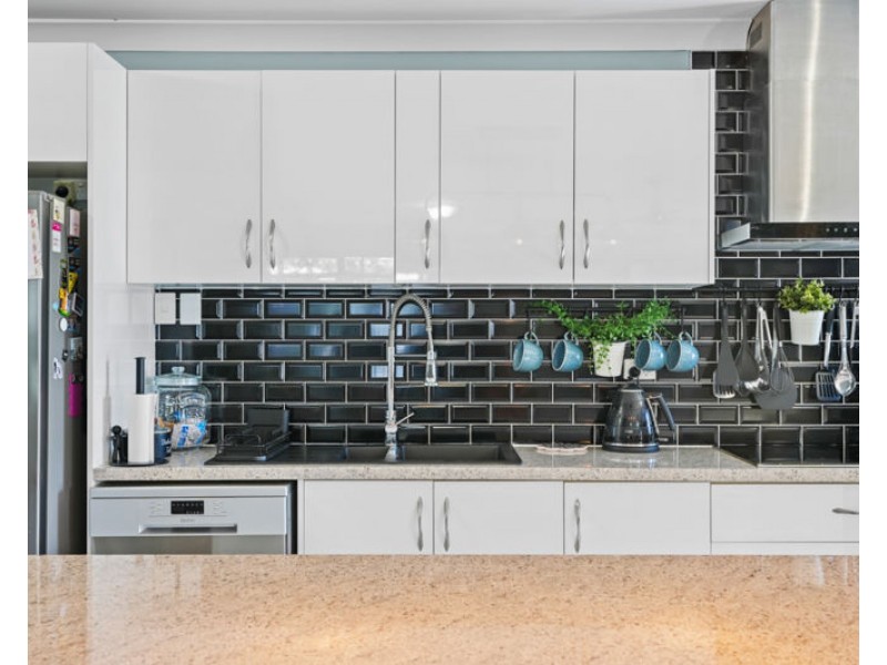 5 Brunke Street, West Gladstone QLD 4680