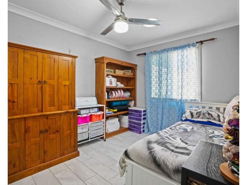 5 Brunke Street, West Gladstone QLD 4680