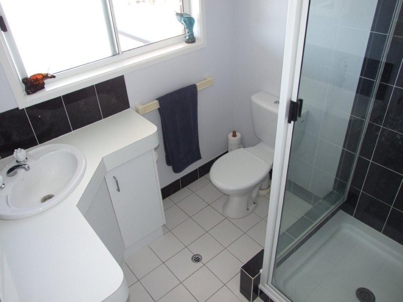 70 Booth Avenue, Tannum Sands QLD 4680