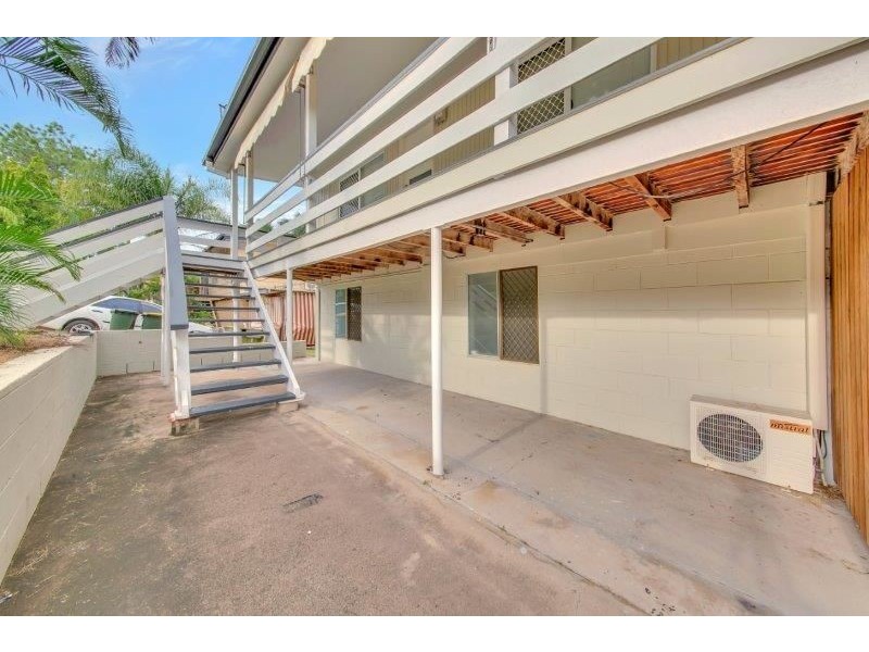 11 McDonald Street, Clinton QLD 4680