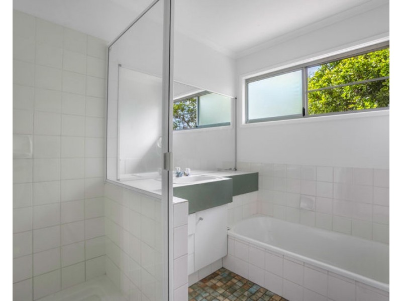 6 Hay Court, South Gladstone QLD 4680