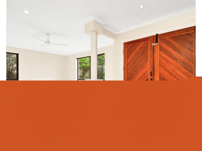 26 Wivenhoe Close, Clinton QLD 4680