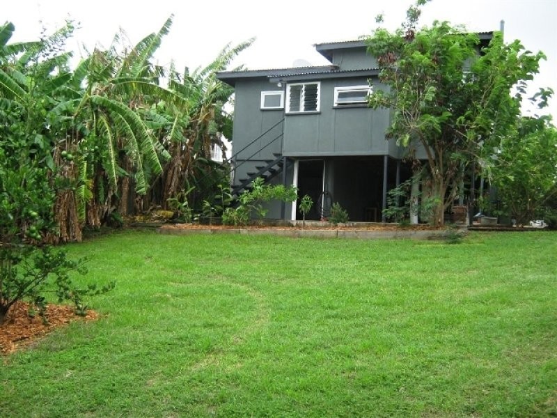 228 Oaka Street, South Gladstone QLD 4680