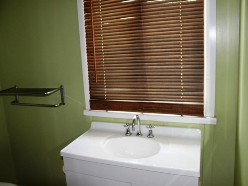 228 Oaka Street, South Gladstone QLD 4680