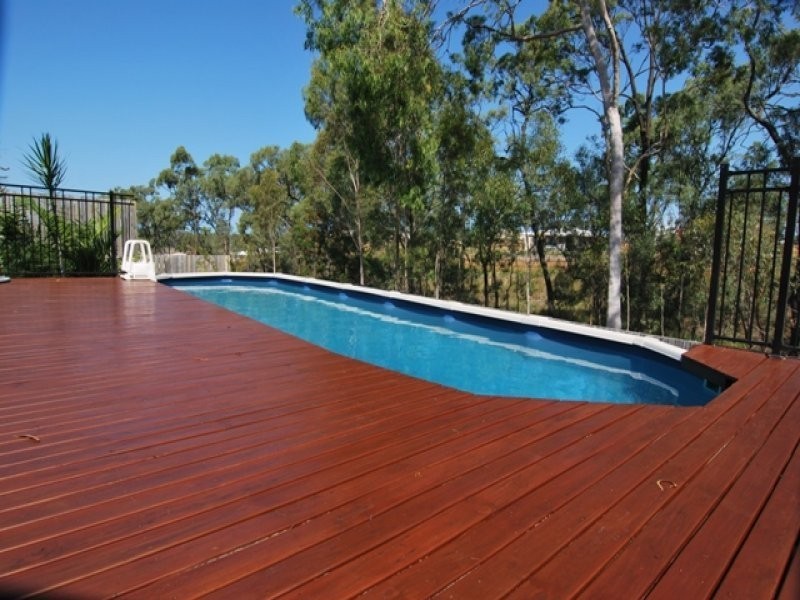 14 Panorama Court, Glen Eden QLD 4680