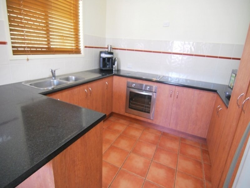 14 Panorama Court, Glen Eden QLD 4680