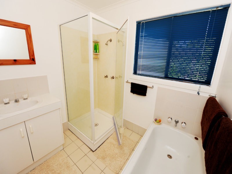 32 Keppel Avenue, Clinton QLD 4680