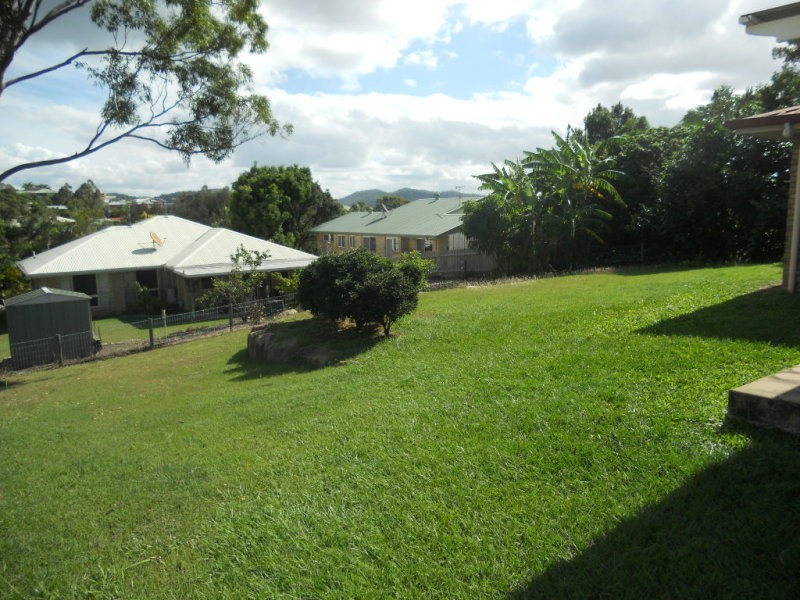 11 Ben Lexcen Court, Clinton QLD 4680