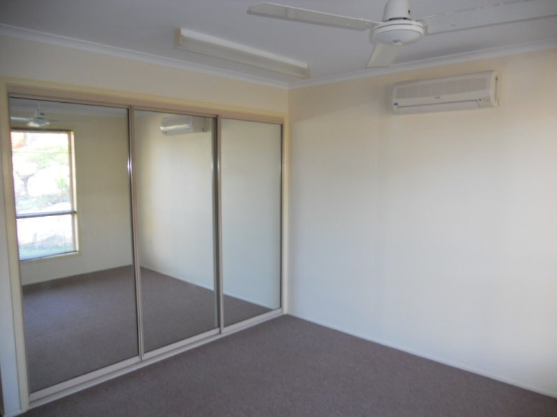 11 Ben Lexcen Court, Clinton QLD 4680