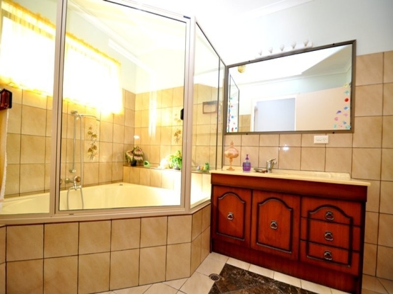 6 The Oaks Road, Tannum Sands QLD 4680