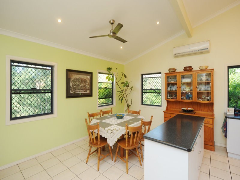 52 Oxley Drive, South Gladstone QLD 4680