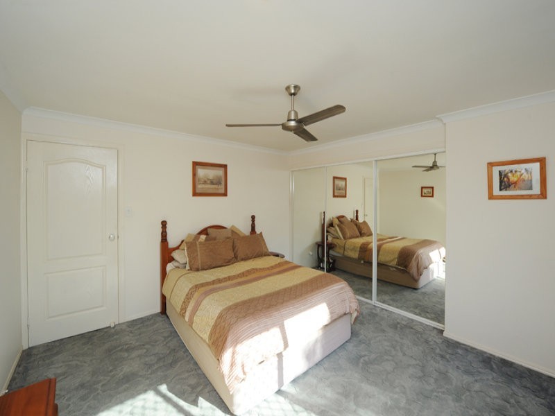 52 Oxley Drive, South Gladstone QLD 4680