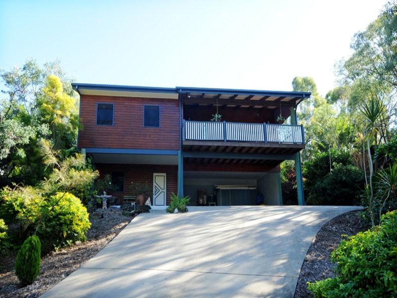 52 Oxley Drive, South Gladstone QLD 4680