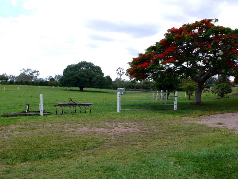 48858 Bruce Highway, Benaraby QLD 4680