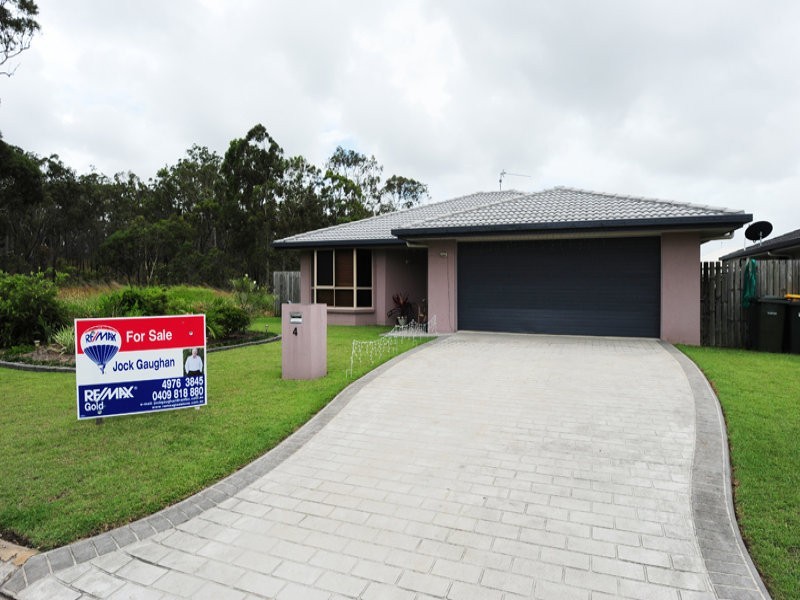 4 Kinchant Street, Clinton QLD 4680